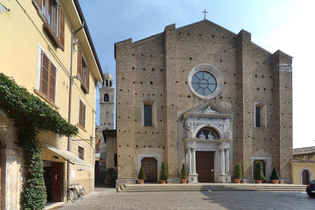 Antico Palazzo Signorile Apartman Salò Kültér fotó